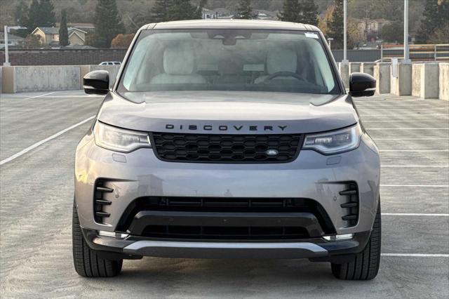 new 2025 Land Rover Discovery car, priced at $78,018