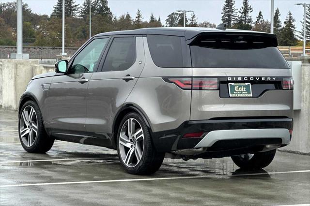 new 2025 Land Rover Discovery car, priced at $84,258