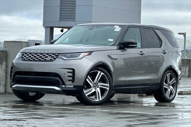 new 2025 Land Rover Discovery car, priced at $84,258