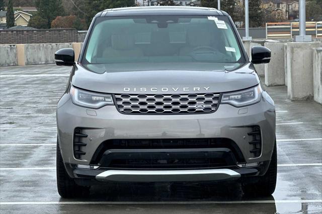 new 2025 Land Rover Discovery car, priced at $84,258