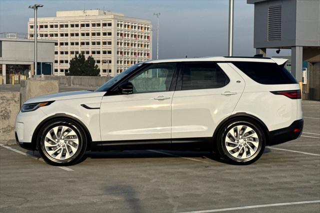 new 2025 Land Rover Discovery car, priced at $63,018