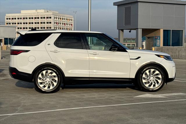 new 2025 Land Rover Discovery car, priced at $63,018