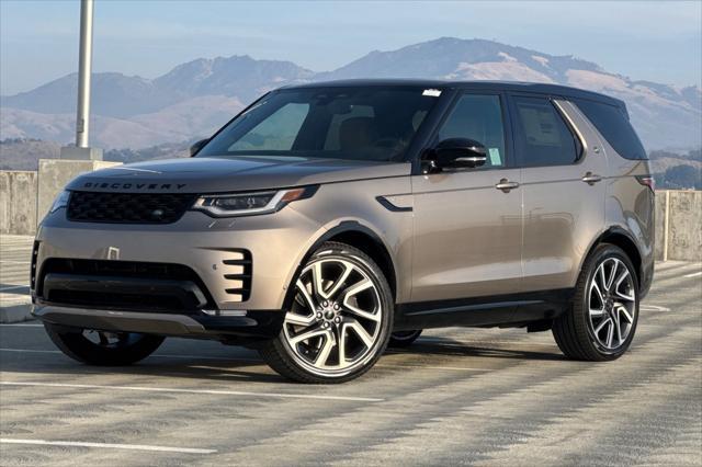 new 2025 Land Rover Discovery car, priced at $77,918