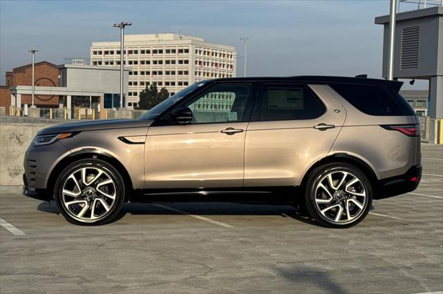 new 2025 Land Rover Discovery car, priced at $77,918