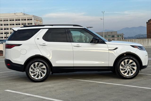 new 2025 Land Rover Discovery car, priced at $63,468