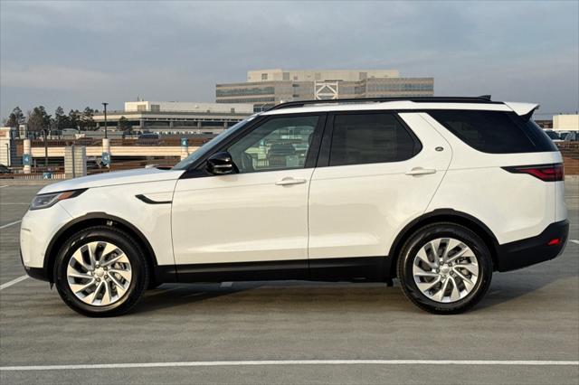 new 2025 Land Rover Discovery car, priced at $63,468