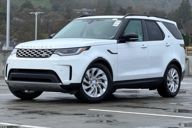 new 2025 Land Rover Discovery car, priced at $63,968