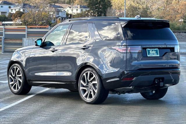 new 2025 Land Rover Discovery car, priced at $77,618