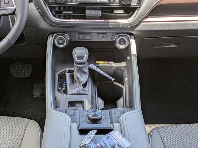 new 2025 Toyota Grand Highlander car