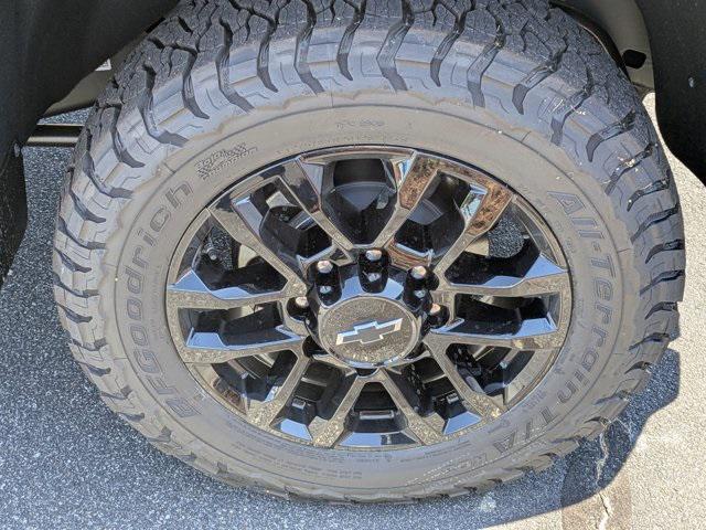 new 2025 Chevrolet Silverado 2500 car, priced at $75,620