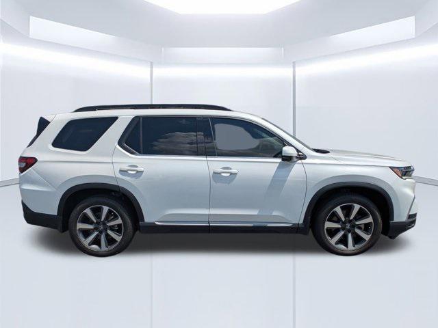 used 2023 Honda Pilot car, priced at $44,870