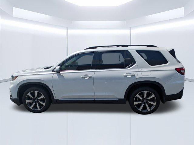 used 2023 Honda Pilot car, priced at $44,870
