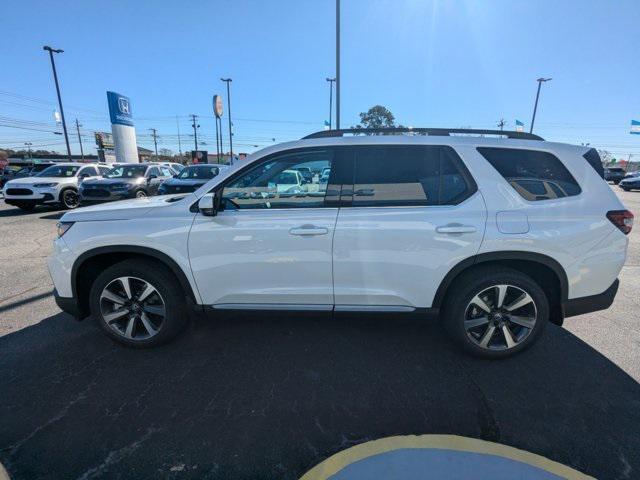 new 2025 Honda Pilot car, priced at $49,350