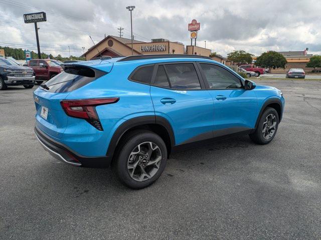 new 2025 Chevrolet Trax car, priced at $25,010