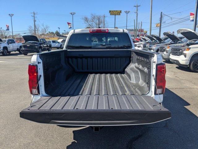 new 2025 Chevrolet Colorado car, priced at $35,105