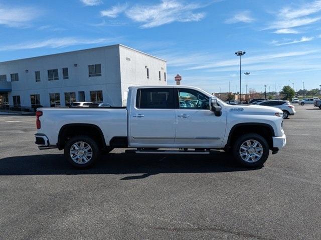 new 2024 Chevrolet Silverado 2500 car, priced at $77,880