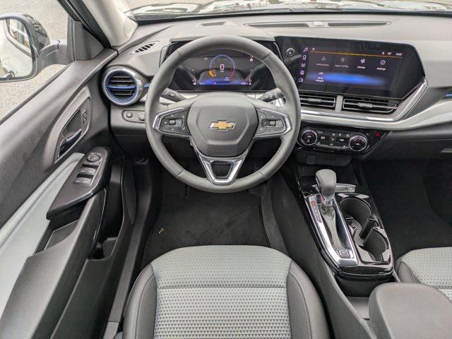 new 2025 Chevrolet Trax car, priced at $25,385