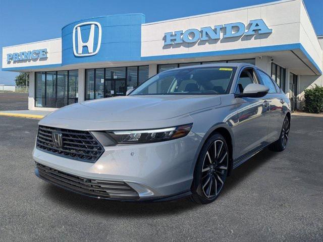 new 2025 Honda Accord Hybrid car