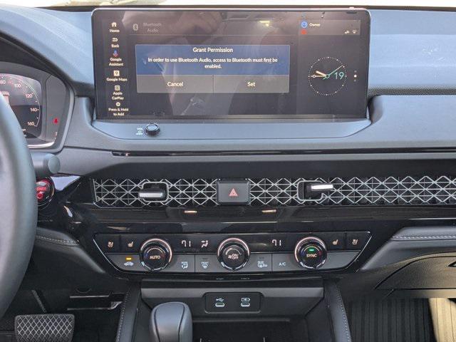 new 2025 Honda Accord Hybrid car