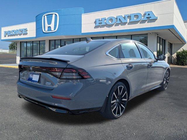 new 2025 Honda Accord Hybrid car