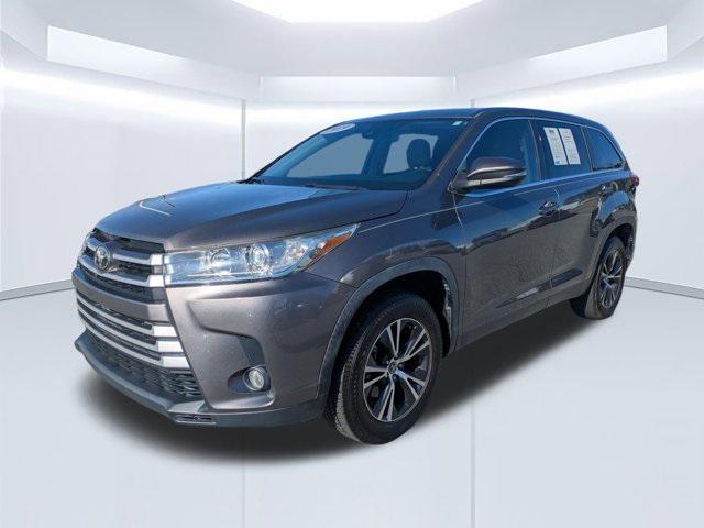 used 2019 Toyota Highlander car, priced at $22,831