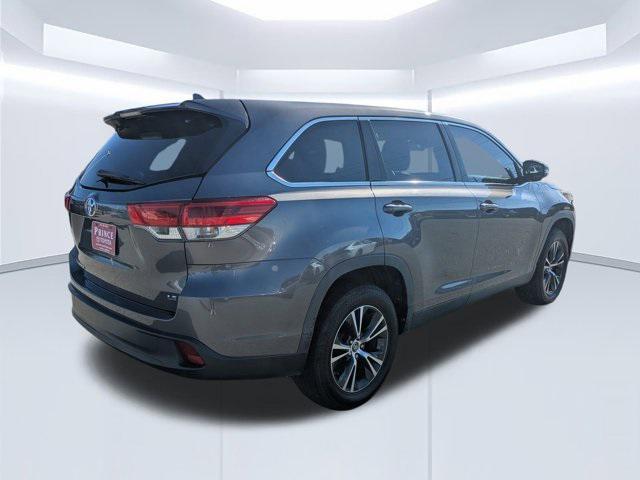 used 2019 Toyota Highlander car, priced at $22,831