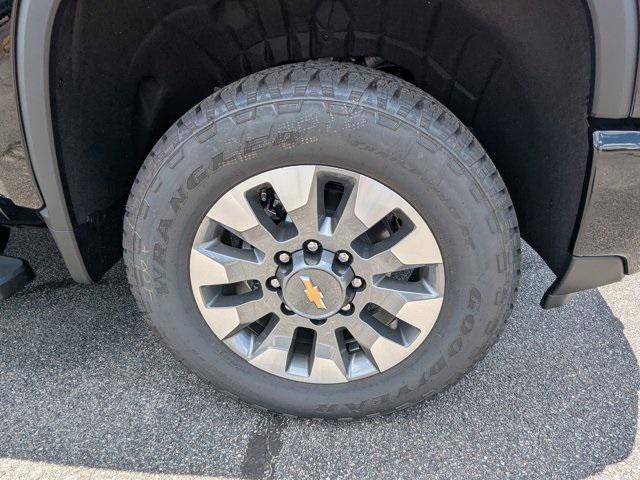 new 2025 Chevrolet Silverado 2500 car, priced at $55,055