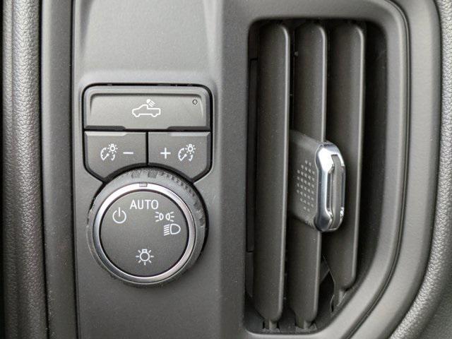 new 2025 Chevrolet Silverado 1500 car, priced at $39,995