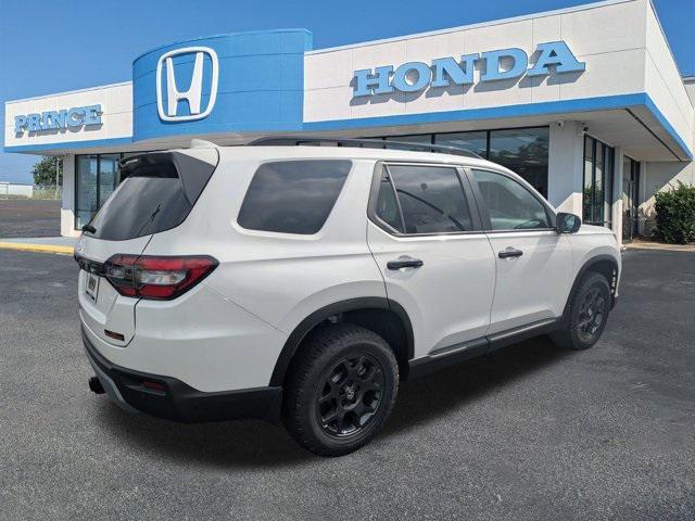 new 2025 Honda Pilot car