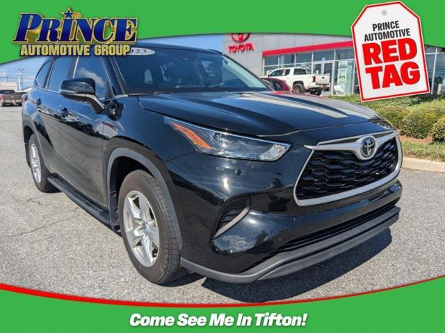 used 2023 Toyota Highlander car, priced at $35,955