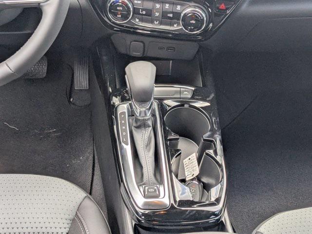 new 2025 Chevrolet Trax car, priced at $25,025
