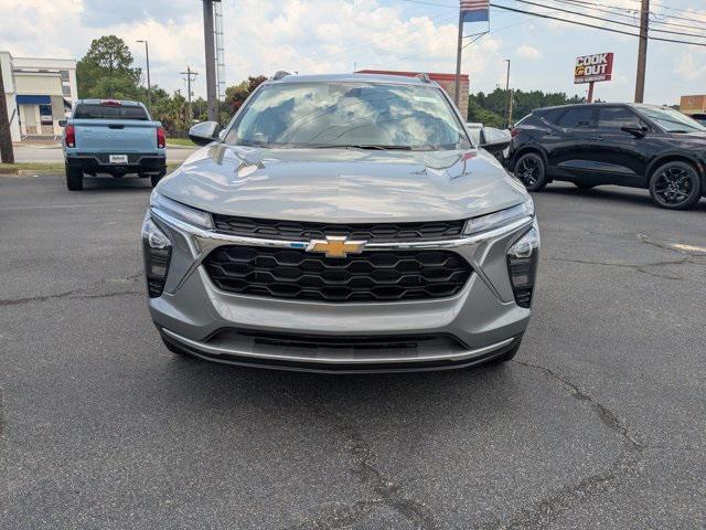new 2025 Chevrolet Trax car, priced at $25,025