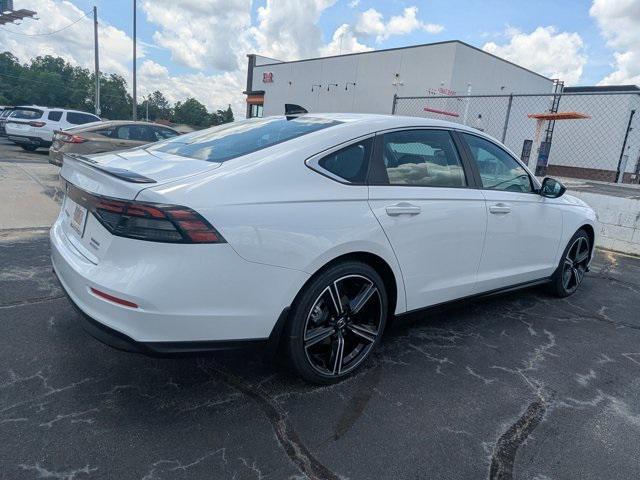 new 2025 Honda Accord Hybrid car