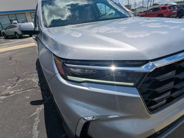 new 2025 Honda Pilot car