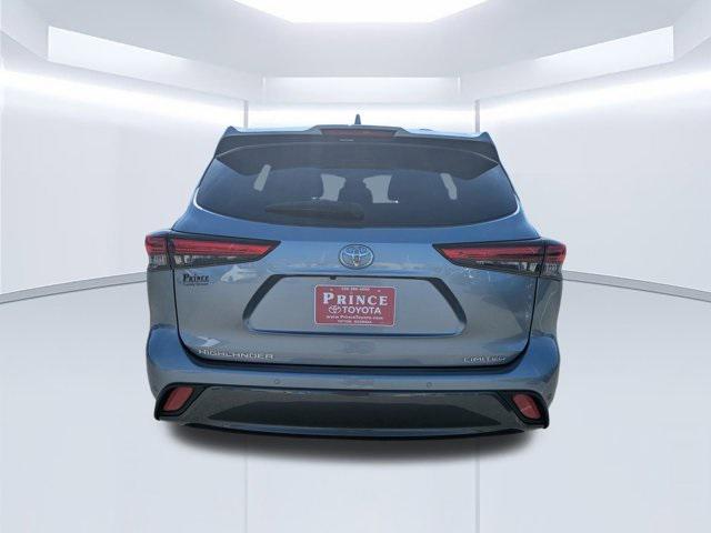 used 2021 Toyota Highlander car, priced at $35,981