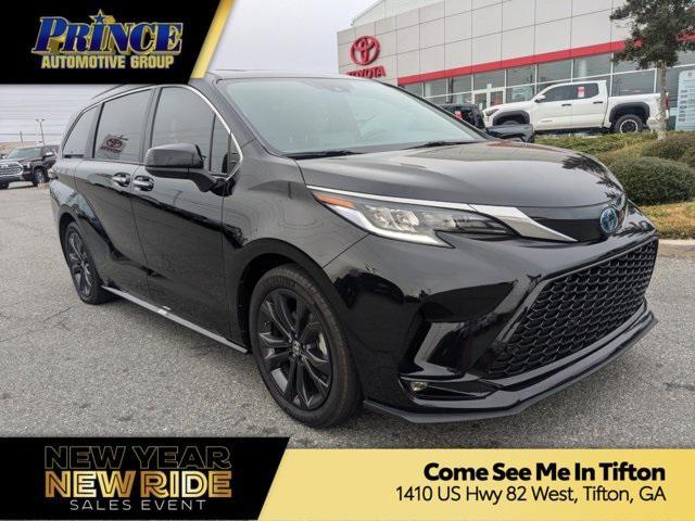 used 2022 Toyota Sienna car, priced at $42,811