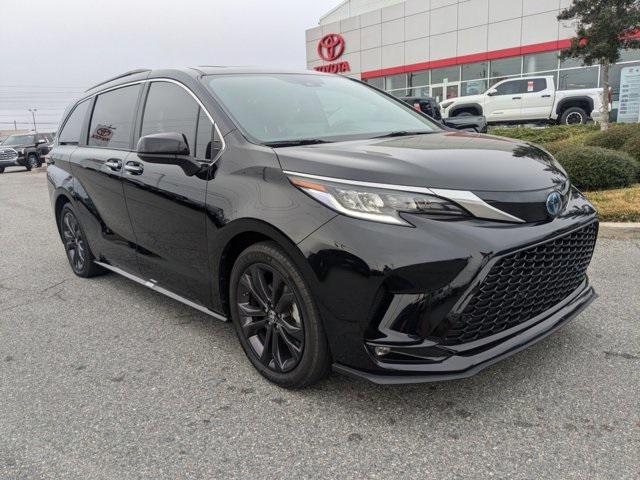 used 2022 Toyota Sienna car, priced at $42,962