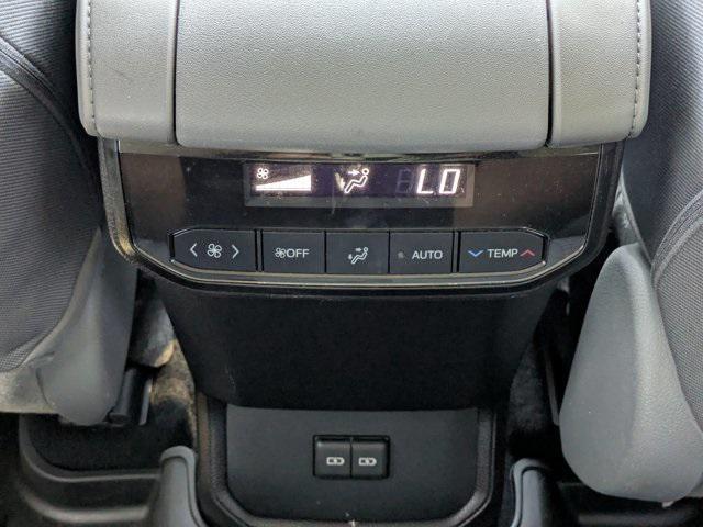 used 2022 Toyota Highlander car, priced at $28,987