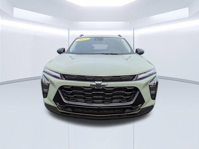 used 2025 Chevrolet Trax car, priced at $26,674