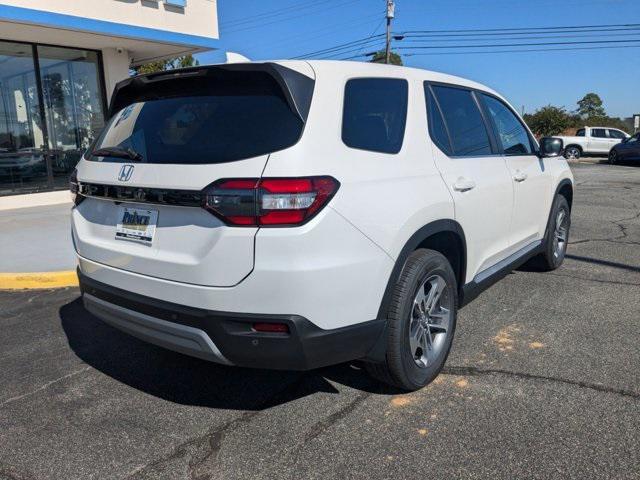 new 2025 Honda Pilot car, priced at $45,350