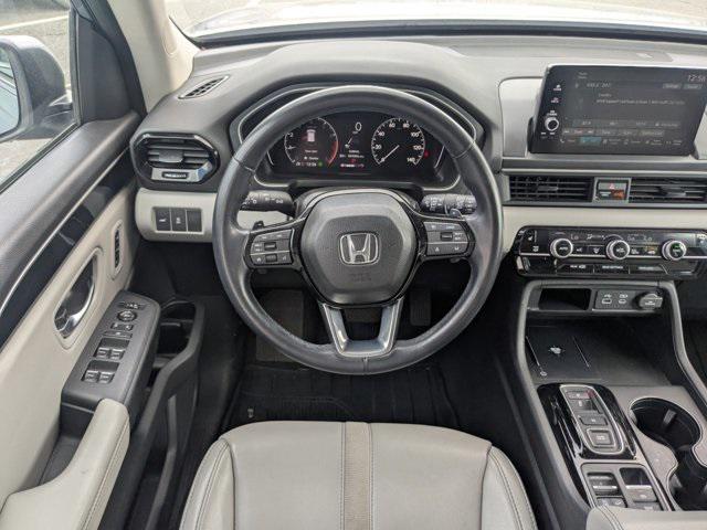 used 2023 Honda Pilot car, priced at $35,762