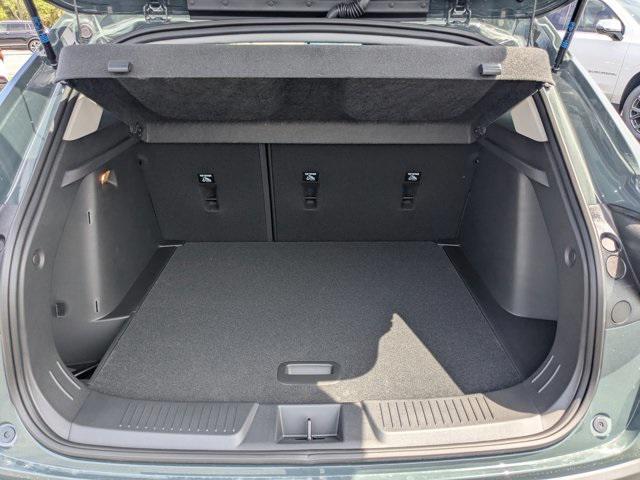 new 2025 Chevrolet Trax car, priced at $25,485