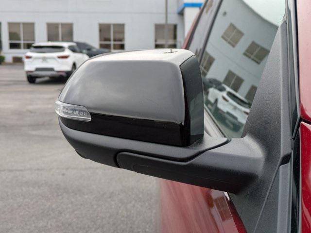 new 2026 Chevrolet Traverse car, priced at $59,930