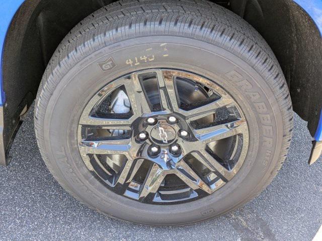 new 2025 Chevrolet Silverado 1500 car, priced at $43,240