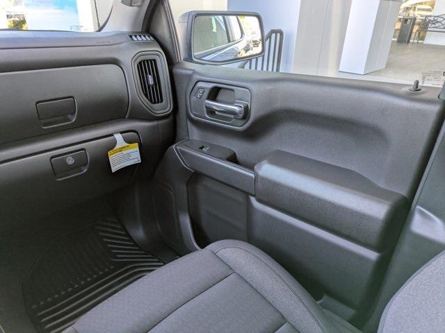 new 2025 Chevrolet Silverado 1500 car, priced at $43,240