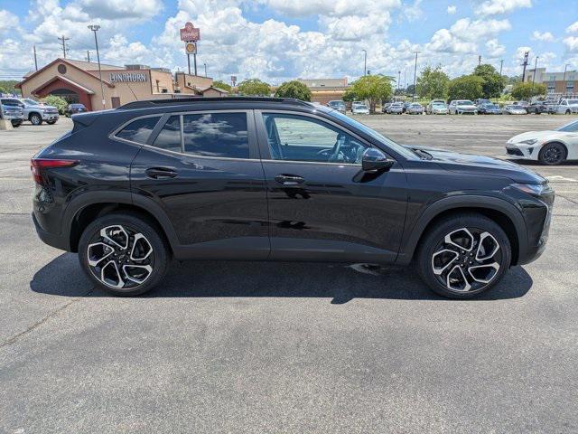 new 2025 Chevrolet Trax car, priced at $27,160