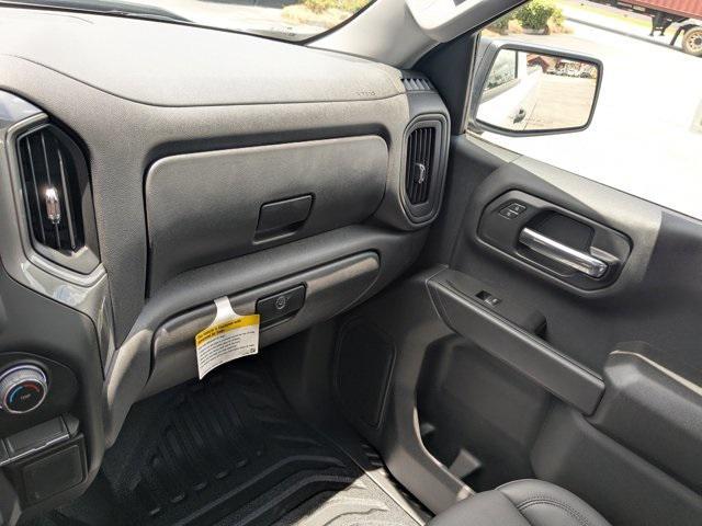 new 2025 Chevrolet Silverado 1500 car, priced at $39,995