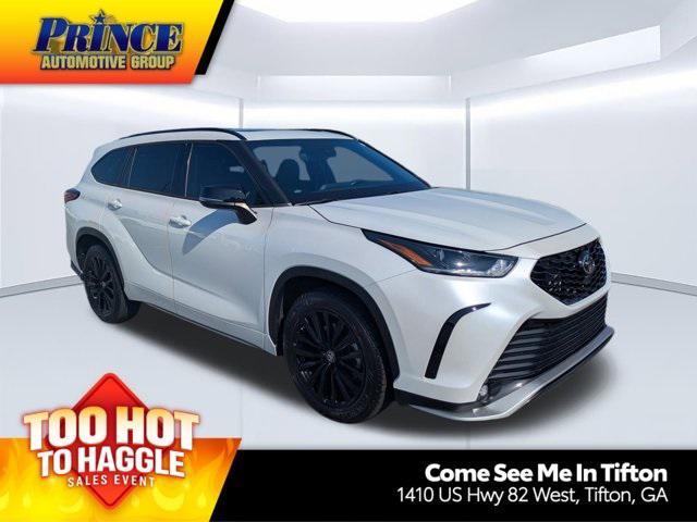 used 2023 Toyota Highlander car, priced at $38,968