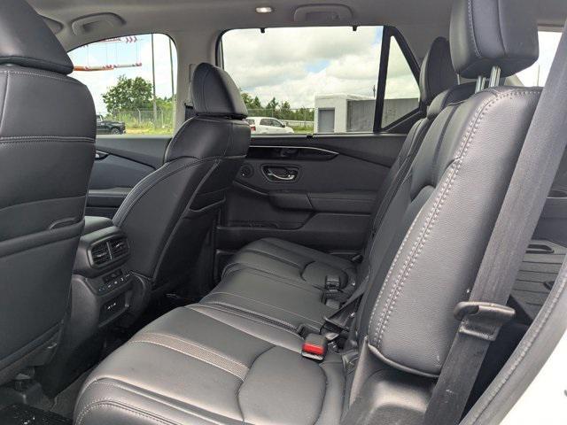 used 2024 Honda Pilot car, priced at $42,787