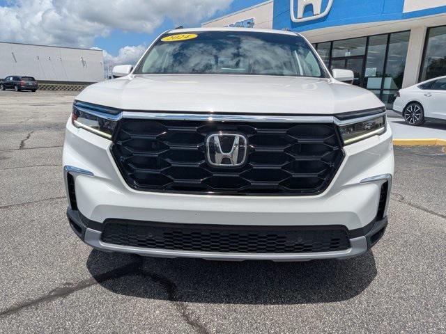 used 2024 Honda Pilot car, priced at $42,787